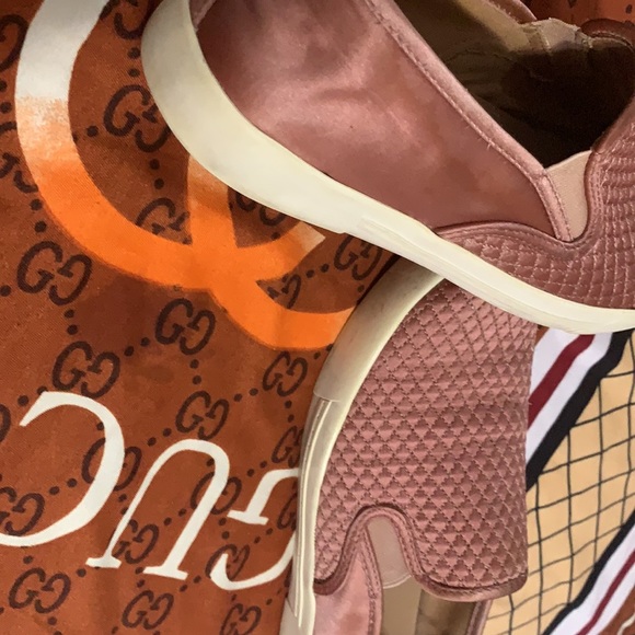 Pink call it spring shoe… - Picture 10 of 17